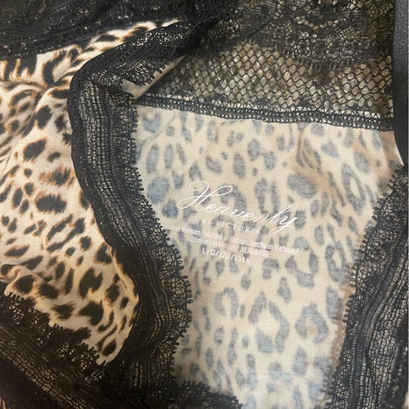 Victoria Secret Pajama Set Top and Bottom Size L - Picture 5 of 6